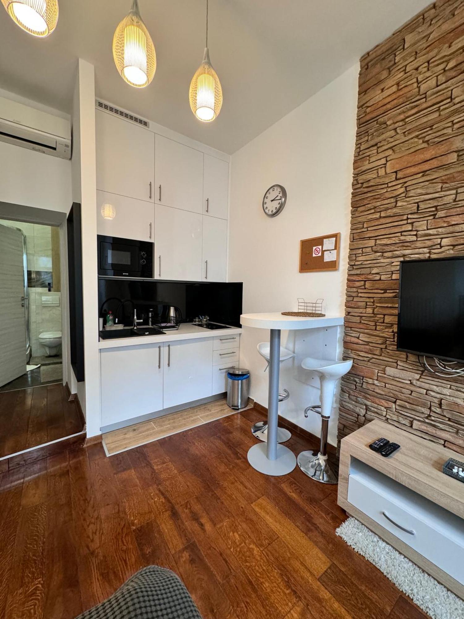 Home1 Apartment