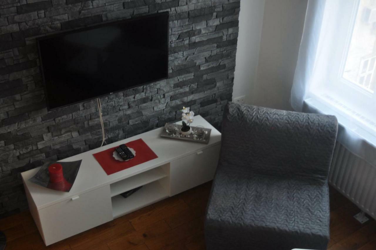 Home1